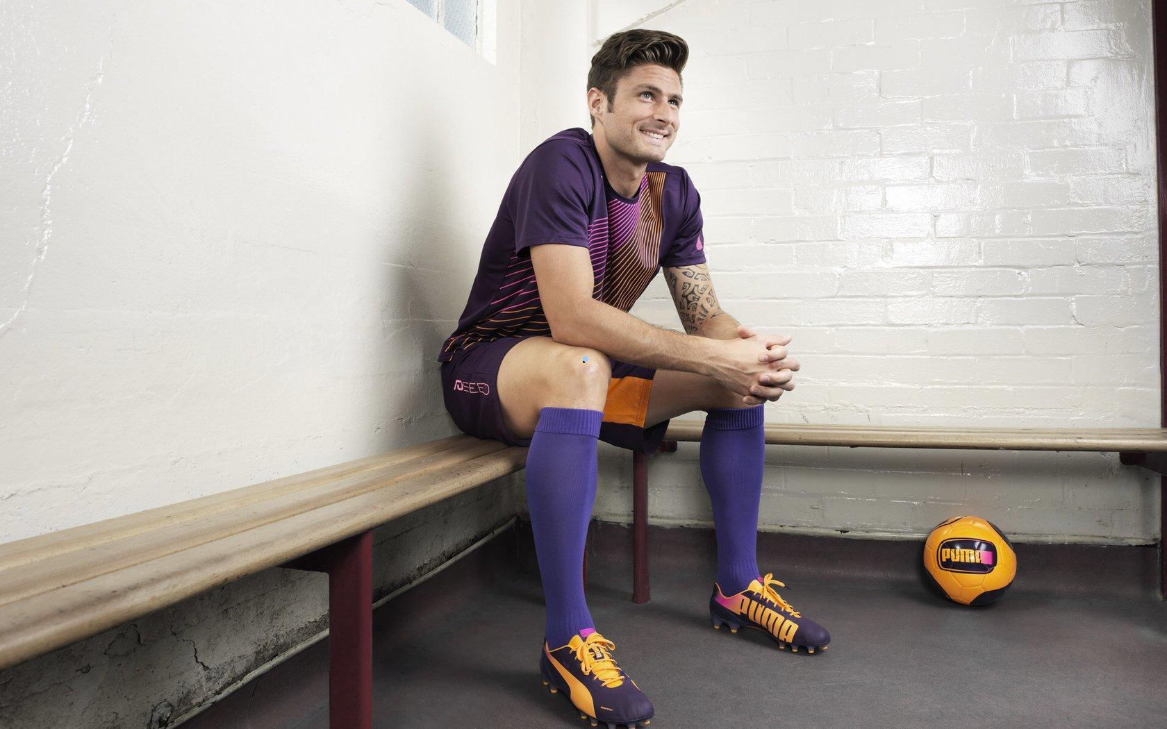 久保建英返日进行康复治疗,右腿肌肉损伤预计缺席六周